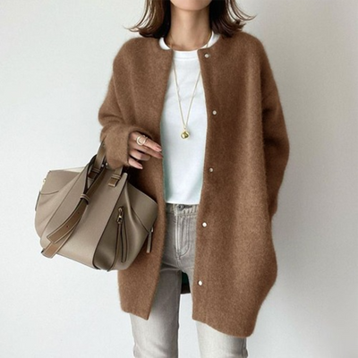 Grace – Comfortable Soft Wool Cardigan