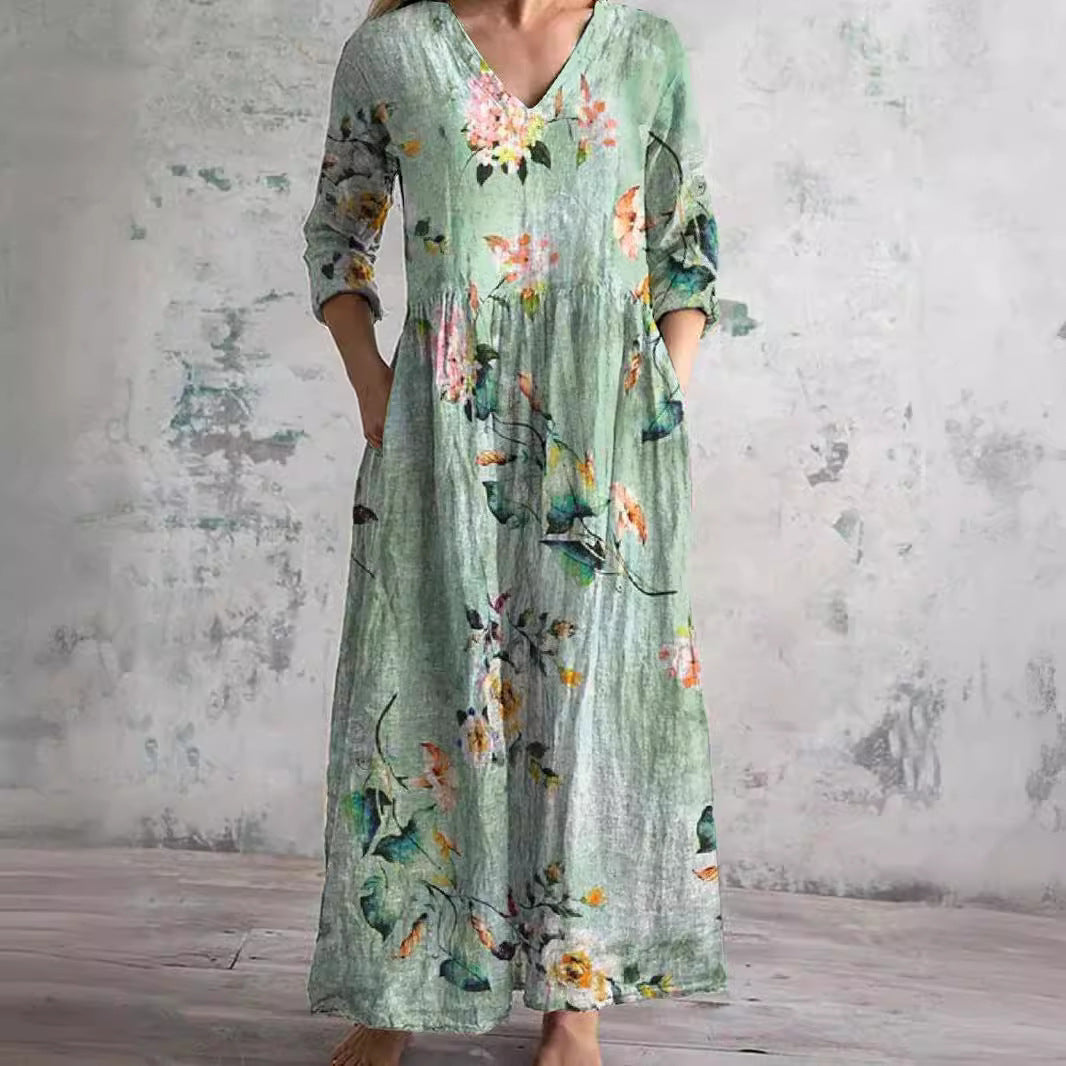 Dearyn – Summer Dress with V-Neck and Floral Pattern