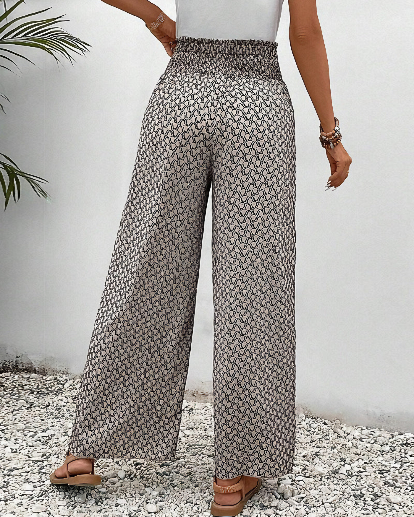 Mint – Relaxed Wide-Leg Trousers
