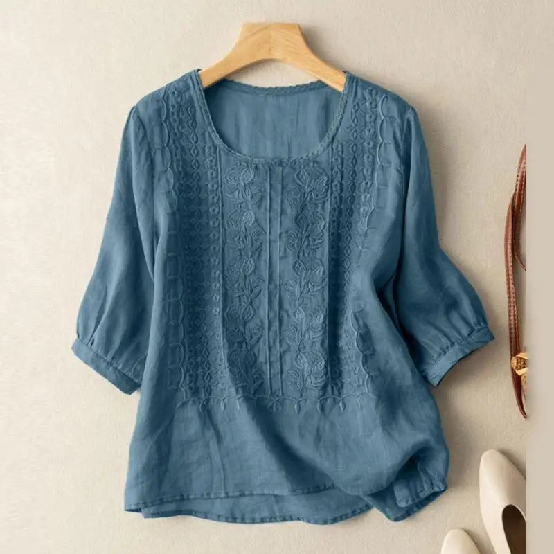 Ivy – Embroidered Relaxed Linen Blouse