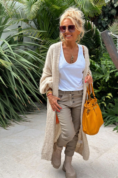 Lovely – Oversized Knitted Long Cardigan